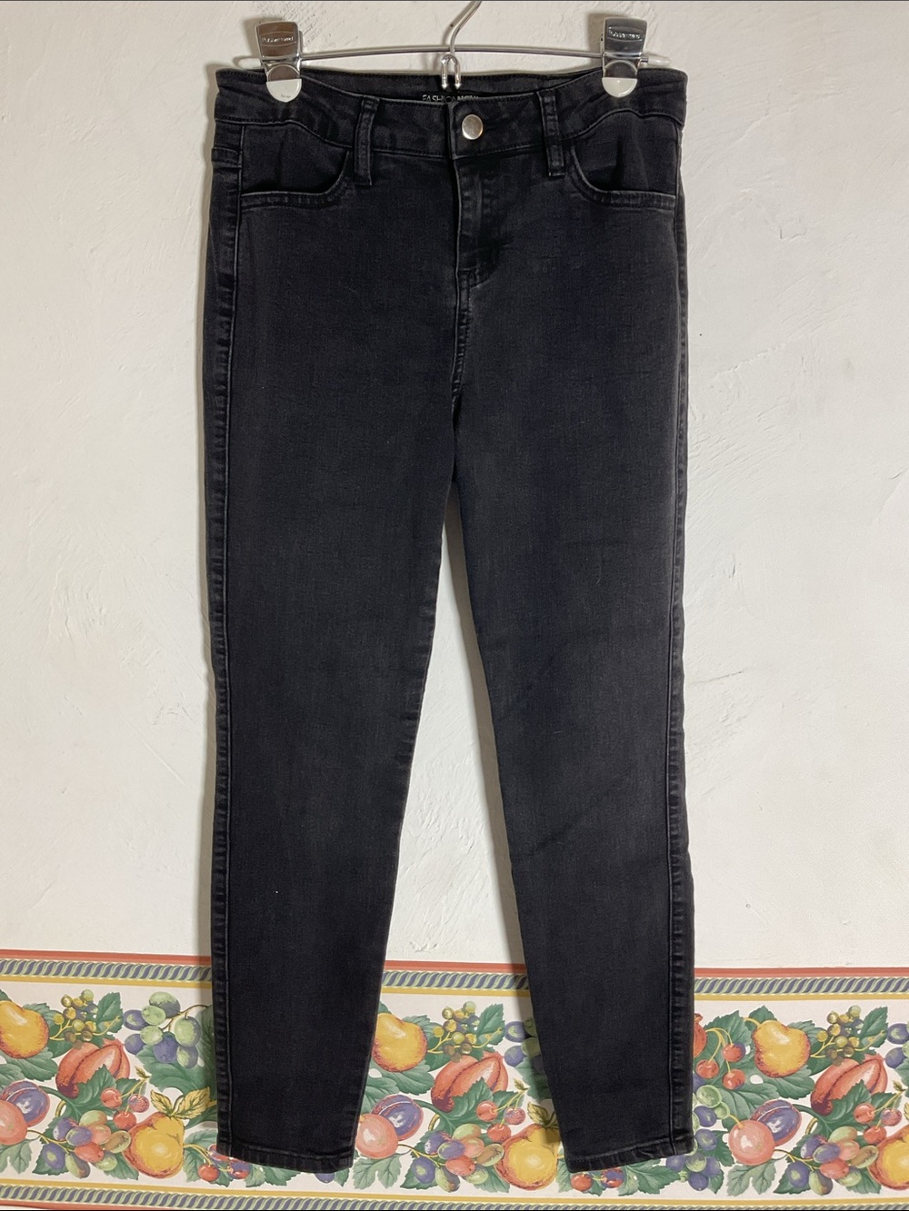 Fashion Nova Classic Mid Rise Skinny Jeans Black Size 7 (Juniors)